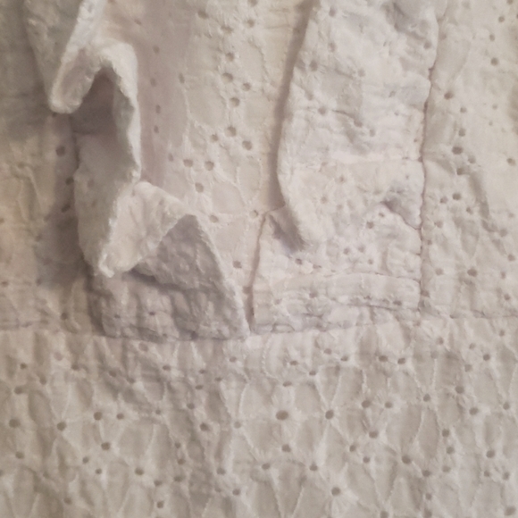 Host Pickπ₯ Lilly Pulitzer Summer White Eyelet Dress - Picture 3 of 9